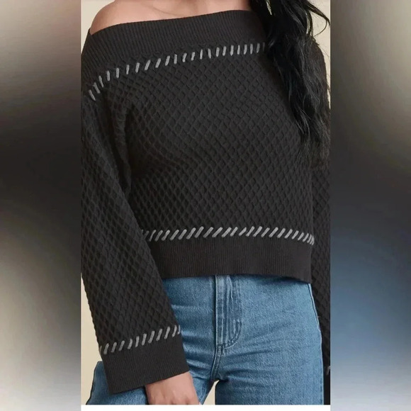 Contrast Stitch Sweater - Picture 4 of 14